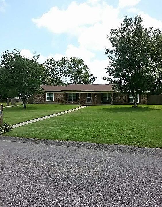 1st image of 6451 Woodland Ct