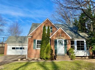 3635 Fenley Rd, Cleveland Heights, OH 44121