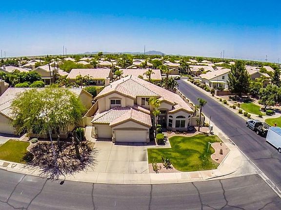 3rd image of 4483 E Barbarita Ct