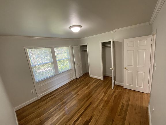 3rd image of 819 S Alfred St #3