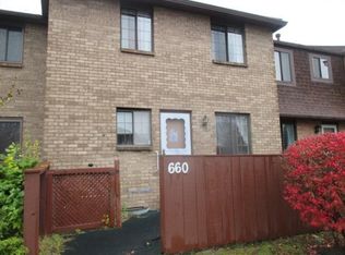 660 Surrey Hill Way, Rochester, NY 14623