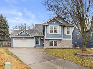 5301 Pommel Pl, West Des Moines, IA 50266