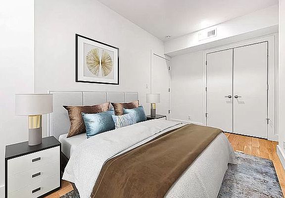 2nd image of 309 W 50th St #4B