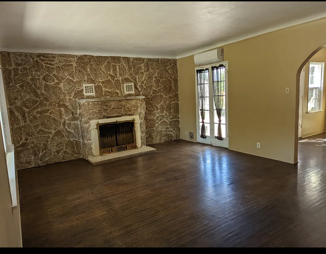 3 bed, 1580 sqft, $2,500 — Photo 3