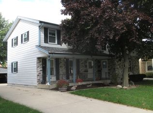 1337 S 116th St, West Allis, WI 53214