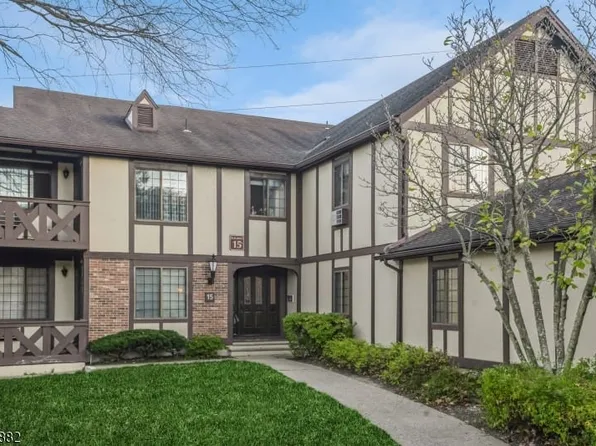 15 Kensington Rd, Chatham, NJ 07928