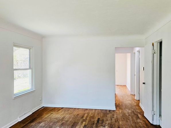 1653 Melrose Ave, East Lansing, MI 48823