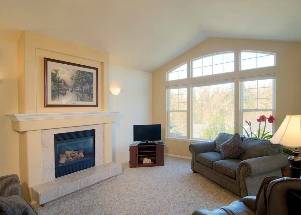 1st image of 3316 Sussex Dr