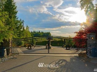 8300 NE Broughton Ct, Hansville, WA 98340