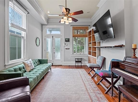 3rd image of 3924 Cleveland Ave #B