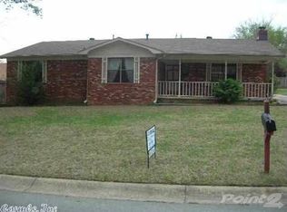 1405 Dovecote Ln, Sherwood, AR 72120