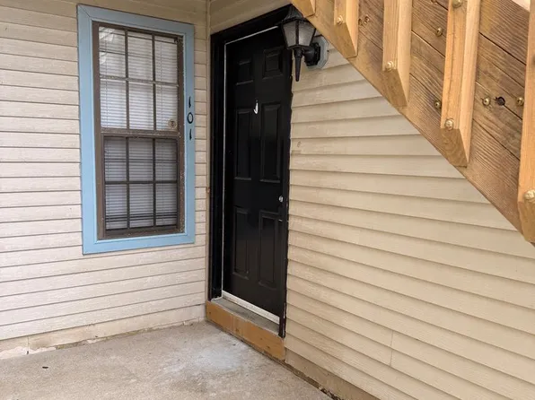 101 Ashton Ct, Mantua, NJ 08051