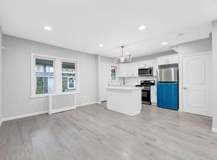 11419 198th St, Saint Albans, NY 11412