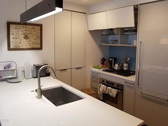 4th image of 22 N 6th St APT 21A