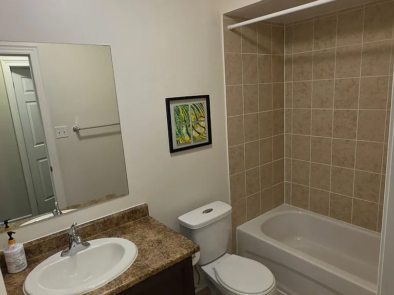 61 Collin Ct — Photo 32