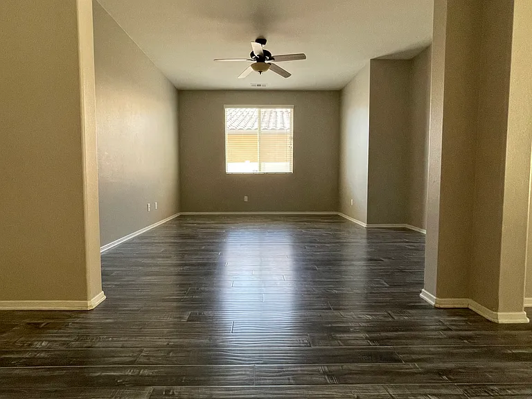 1327 Orchis Ln — Photo 12