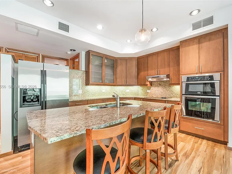 3333 Rice St #203 — Photo 4