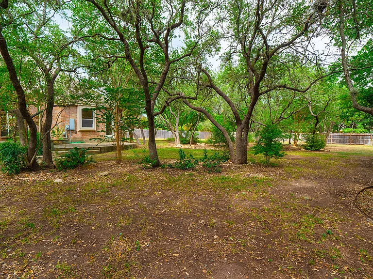 7523 Steeple Dr — Photo 29