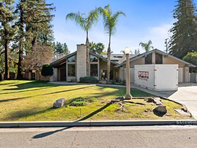 5506 E Heaton Ave, Fresno, CA, 93727