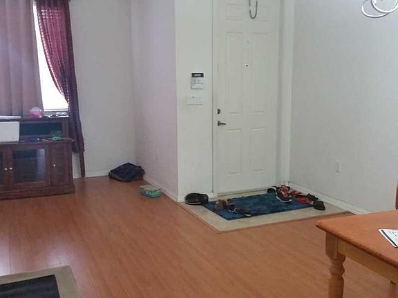 5th image of 21433 NW 13th Ct APT 317