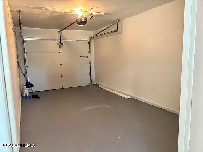 43C Edinburgh Ln — Photo 18