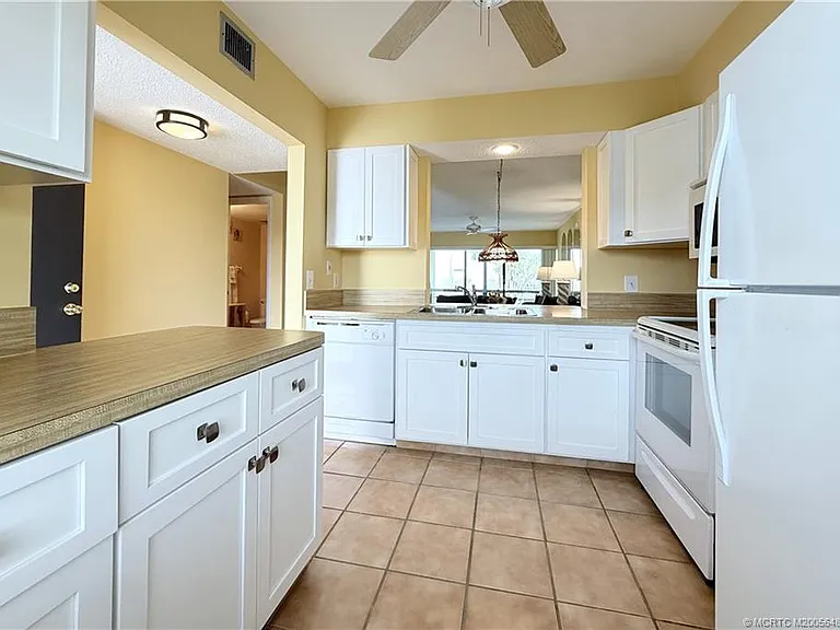 1950 SW Palm City Rd #2205 — Photo 4