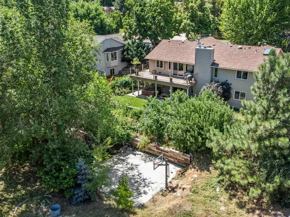 2236 E Roanoke Dr, Boise, ID 83712