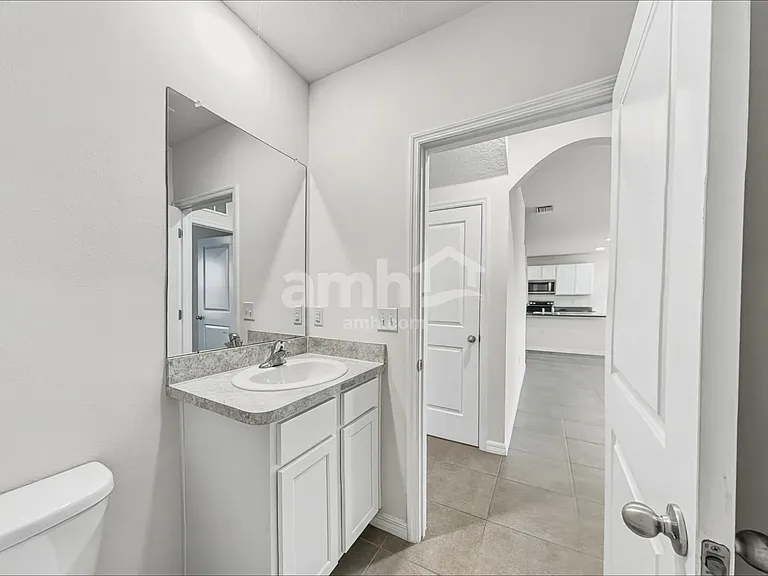 2840 Greenleaf Ter — Photo 14