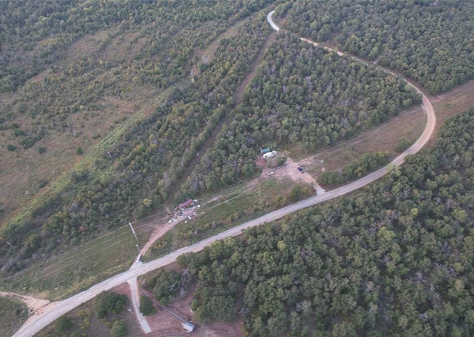 1st image of 385 Road