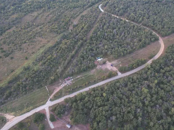 385 Road, Holdenville, OK 74848