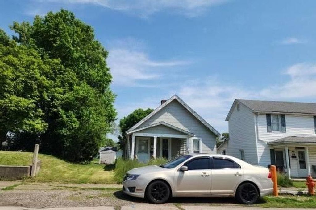 Real estate listing image