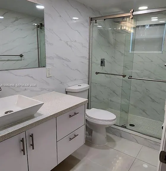 8205 Lake Dr #101 — Photo 5