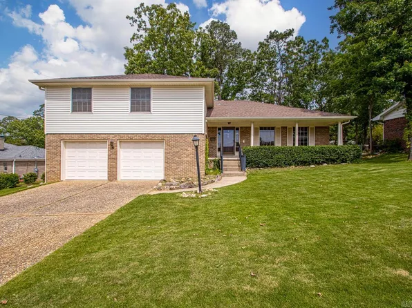 4 Queenspark Rd, Little Rock, AR 72227