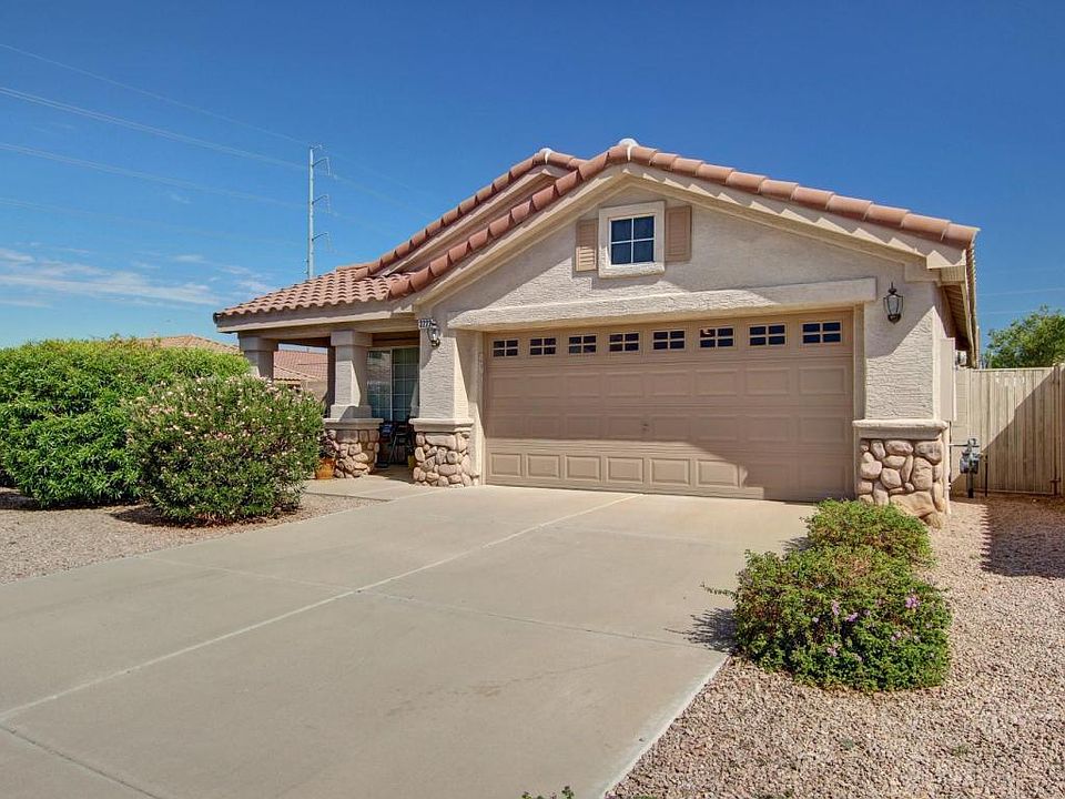 1st image of 3222 E Wahalla Ln