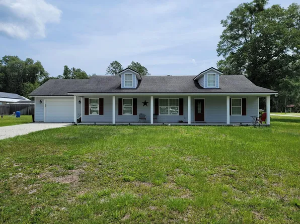 122 Underwood Dr, Palatka, FL 32177