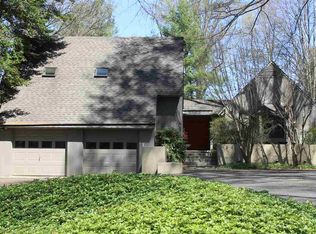 104 Falcon Dr, Charlottesville, VA 22901