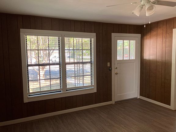 3rd image of 660 Simon Ave