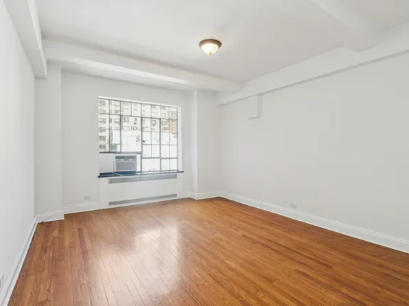 10 Park Avenue image 9 of 11