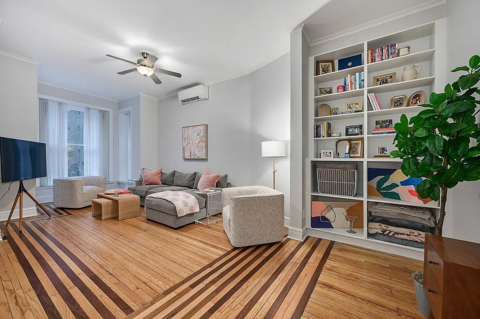 2 bed, 1500 sqft, $4,600 — Photo 3