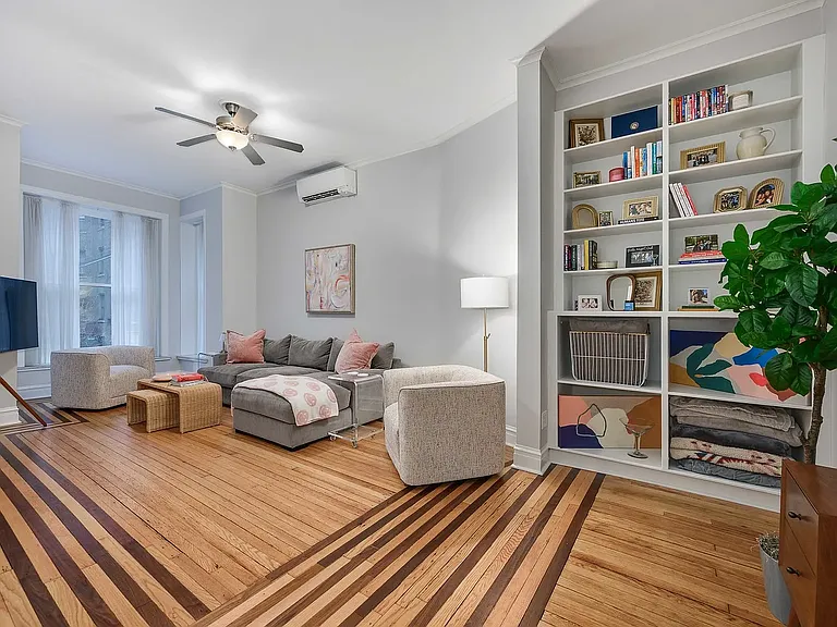 15 E Goethe St #1 — Photo 3