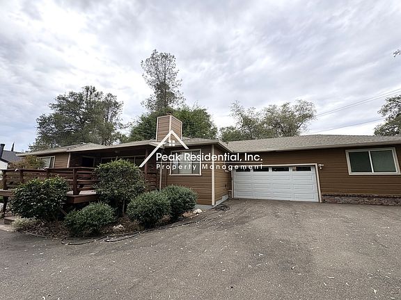 2nd image of 1280 Grove Ct