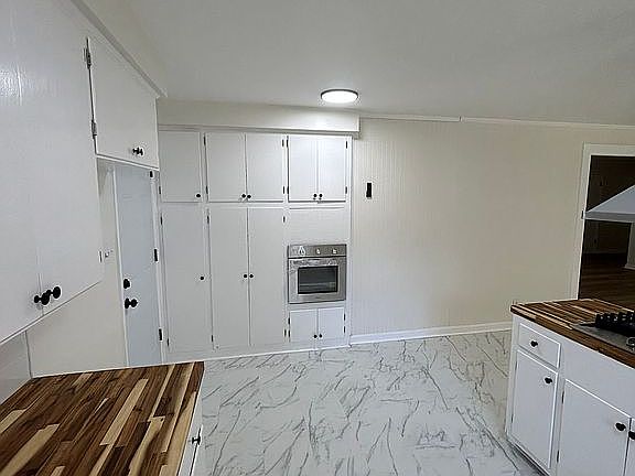 5th image of 315 Bellehurst Dr