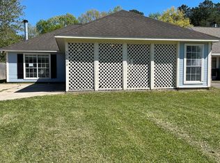 30408 Fairway View Dr, Denham Springs, LA 70726