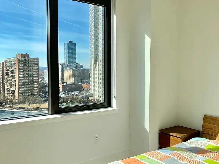 10 Provost St #1607 — Photo 3