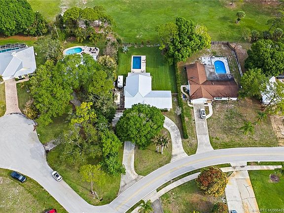 2nd image of 1763 NW Spruce Ridge Dr