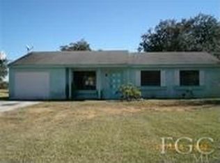 4016 N Edgewater Cir, Labelle, FL 33935