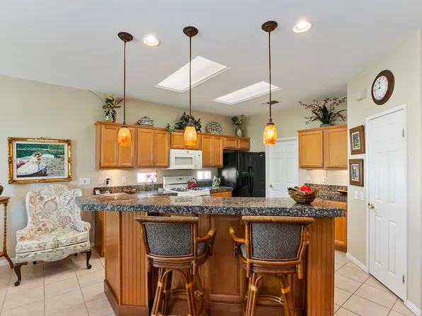 78995 Spirito Ct, Palm Desert, CA 92211