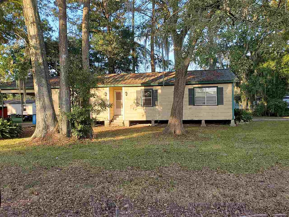 1st image of 117 Pin Oak St