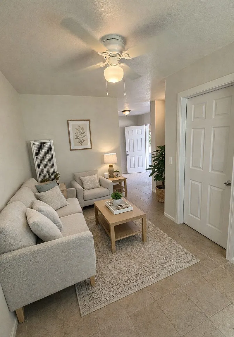 1498 East 6th Street, Unit 7 — Photo 1