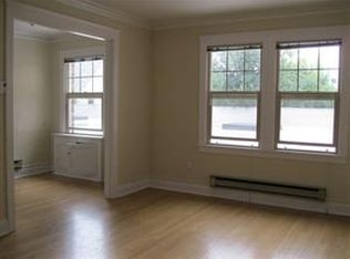 614 E Union St APT 111, Seattle, WA 98122